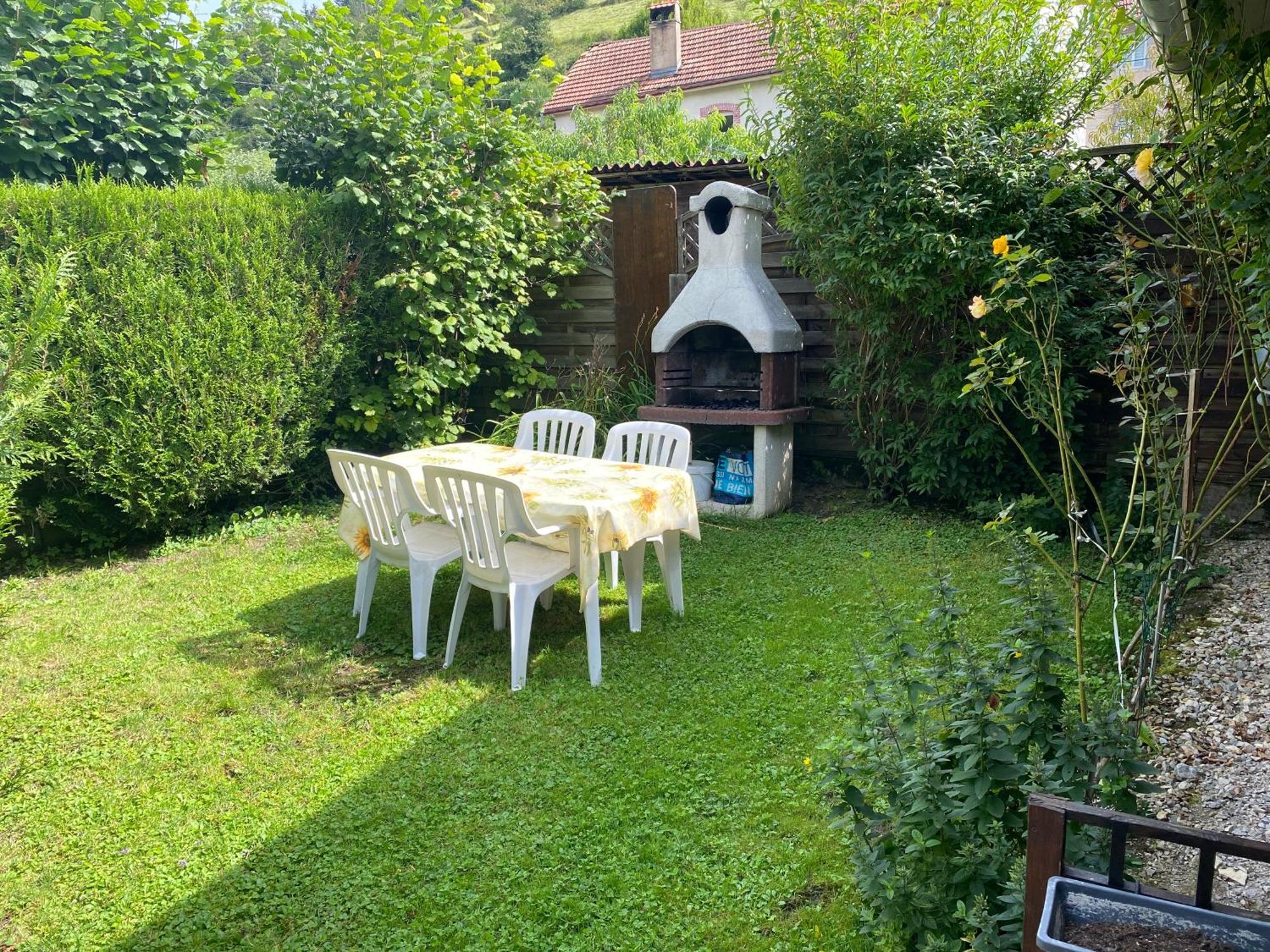 Gite Du Moulin Montgesoye Екстериор снимка
